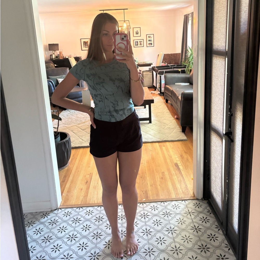 NWT Lululemon Swiftly Tech Short sleeve Crew Granite 6